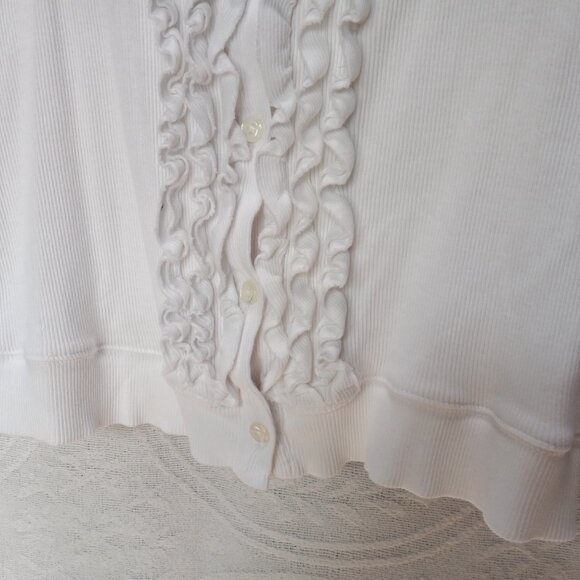 Snow White Ribbed Long Sleeved Shirt W/ Ruffled Front & Buttons Size S (T-380) - Picture 5 of 11